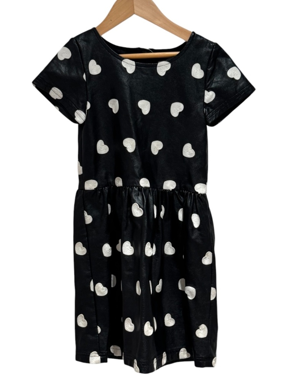 APPAMAN black faux leather dress with white embroidered hearts - size 6